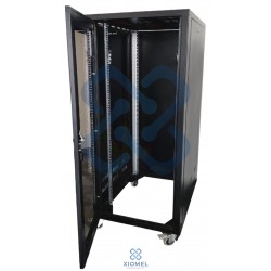 Gabinete de Piso 42RU 2.10 mts altura 0.60 x 1.00 mts de fondo 4 ruedas