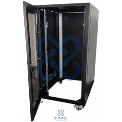 Gabinete de Piso 38RU 1.80 mts altura 60 x 1.00 mts de fondo 4 ruedas